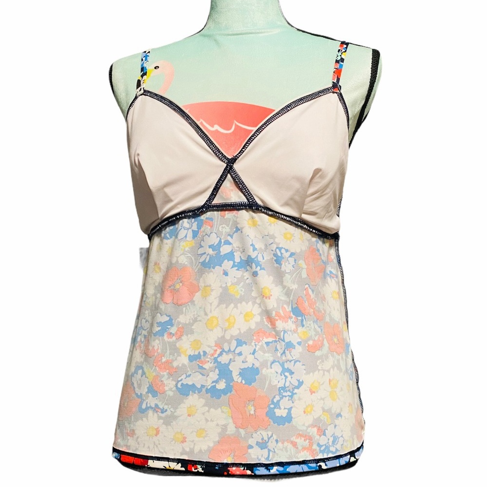 Lands' End Women's Tankini Swimsuit Top 12 - Picture 4 of 9